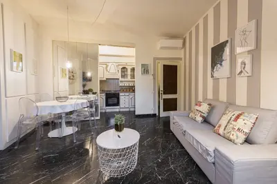Image de Oriuolo Prestige  in Florence by Mmega