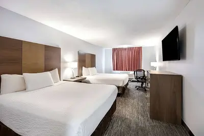 Image de Relax and Recharge! Stylish Unit Awaits! Quick Drive to Grants Pass Golf Club!