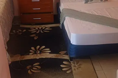 Image de Cool apartment with Ac in vibrant Jimmit.