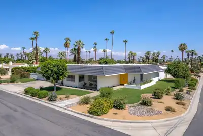 Image de Indian Wells Midcentury Escape