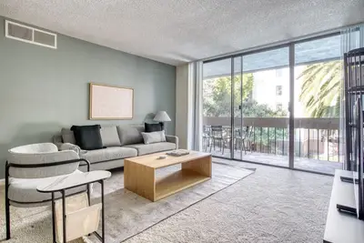 Image de Ideal San Mateo 3br w/ W/D, Bbq & Pool, nr Caltrain, by Blueground