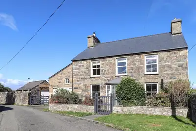 Image de Dandre, pet friendly, with open fire in Newport, Pembrokeshire