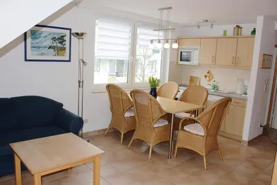Image de High-quality furnished vacation apartment directly on the Baltic Sea beach!