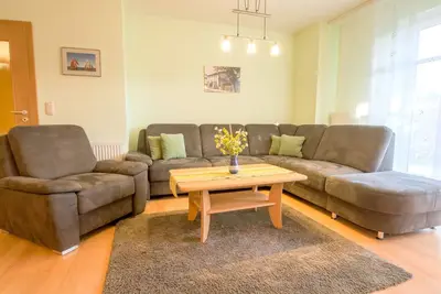 Image de Comfortable vacation apartment with terrace and upscale furnishings in Zingst