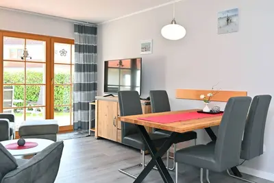 Image de Comfortable vacation apartment with terrace and access to the heated pool in Zingst
