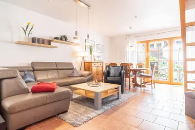 Image de Terraced house Seehund in the Freesenbruch vacation park: comfort for families in Zingst