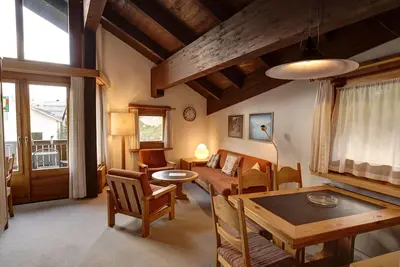 Appartement de 2 pièces avec vue sur la montagne au 6e étage