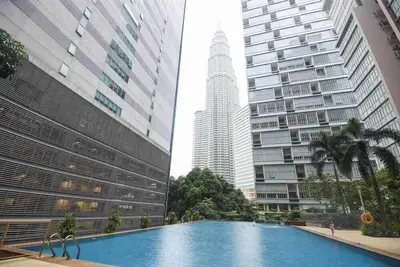 Image de Central 2br Apt 5 mins to Klcc Twin Towers, Bathtub