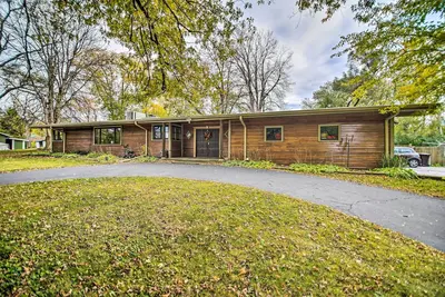 Image de Fox River Grove Home: Pets Welcome!