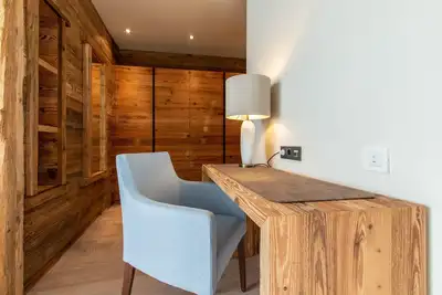 Image de Extravagant Austrian Chalet | 6 Bedrooms | Chalet Atlas | Cinema Room & Outdoor Hot Tub | Saint Anton