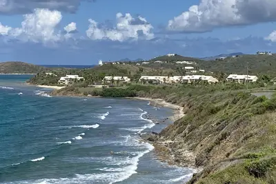 Image de Beach Happy! A stunning 3 bed/3 bath condo on St Croix's north shore