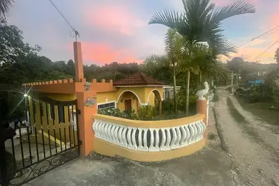 Image de Nature lovers getaway w/Ac, Wifi, King beds, jacuzzi