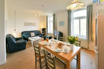 Image de GemĂĽtliche Ferienwohnung Direkt am Rosengarten!