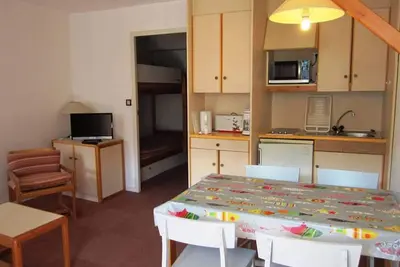 Image de Studio cabine au centre de Villard-de-Lans avec balcon et commodités%!