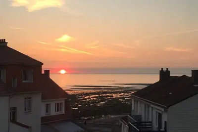 Image de Appartement vue mer Ă 2 pas de la plage