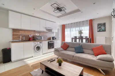 Image de Standing-4 Bedrooms -Free Parking -15mn from Paris
