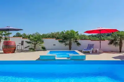 Image de Holiday house in Istria with pool and hydromassage