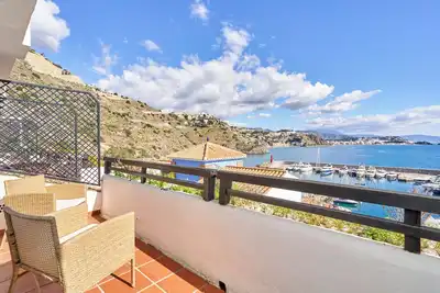 Image de Maison de vacances \"Casa Maritima\" près de la plage avec vue sur la mer, terrasses et Wi-Fi.