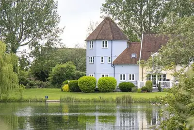 Image de Isis Lakes 99, Milford Lodge (P)