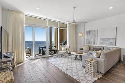 Image de Beachfront Luxury Condo - Vista Del Mar 806