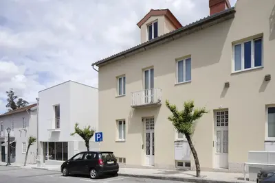 Image de Centrally located 4 bedroom apartment - Simply perfect for your family vacation.