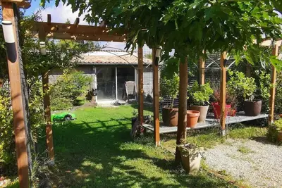 Homerez - Apt. à Latresne avec jacuzzi
