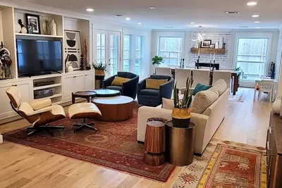 Image de Corporate rental, great for families in Energy Corridor.