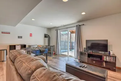 Image de Family Retreat 5 Min to Usafa with Mtn Views
