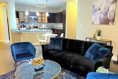 Image de Cozy and Stylish 2br near At&T Stadium