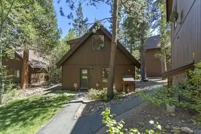 Image de Cozy Cedar Crest Cabin