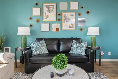 Image de Holiday Special! +King+W/D+Free Parking+5min-Downtown Seattle