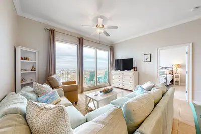 Image de Beachfront 6th-floor condo with gulf & beach views, balcony, hot tub, pool, gym
