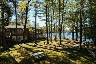 Image de Fishing-Spider Lake-Pontoon Rental-Family Friendly