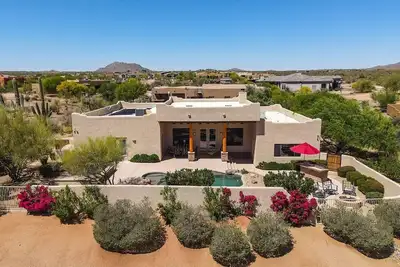 Image de Scottsdale Private Oasis - Superbowl, Heated Pool, Hot Tub, 3br/2bath