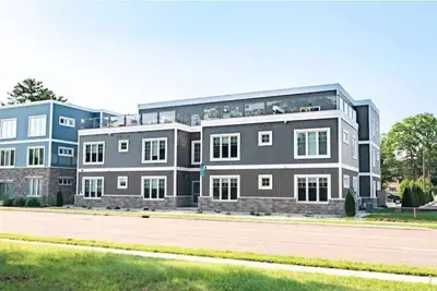 Image de New 2 Bedroom Condo (Unit 12) on Front Street!