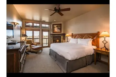 Image de Luxury townhome at Juniper Preserve in Pronghorn Resort. 3 bedr,