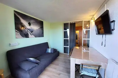 Image de Très beau studio rénové pour 4 personnes, skis aux pieds et proche des commerces dans le village du Charvet à Arc 1800