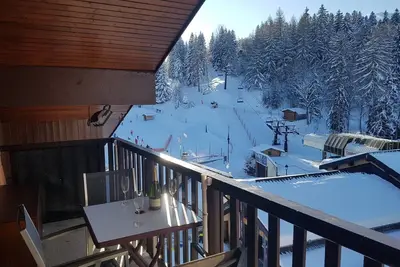 Image de Studio 3 pers vue pistes, remontées mécaniques à 50m