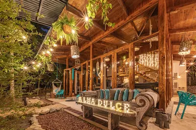 Image de 2 Magical Tropical Villas with Pool 5 min from Jaco Beach, up to 23 guests