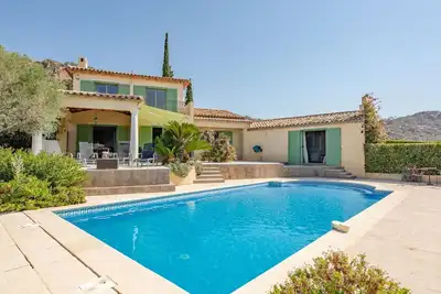 Image de Belle maison de vacances privée avec Wifi, climatisation, piscine privée, Tv, terrasse et parking