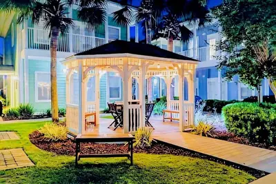 Awesome beach front property for Christmas time