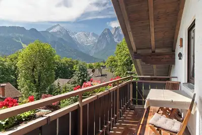 Image de Appartement de vacances \"Ferienwohnung Anette\" avec vue sur les montagnes, balcon et Wi-Fi.