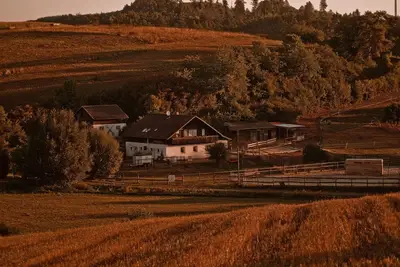 Image de Studio \"Belroki Ranch\" avec terrasse, jardin partagé & Wi-Fi