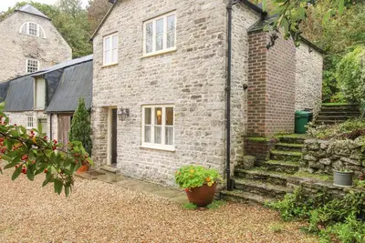 Image de Mill Cottage, romantic, with a garden in Upwey