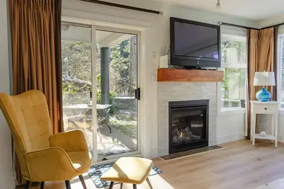 Image de Salty Paws Welcome at Creekside Condo A