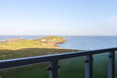 Image de 9 Headland Point, family friendly, country holiday cottage in Newquay