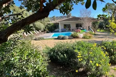 Image de Très belle villa avec piscine privée à Marina Di Fiori à 800 m de la plage