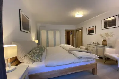 Image de Frisch Renovierte, Gemütliche und Ruhige Ferienwohnung für Naturliebhaber