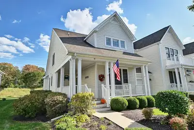 Image de Sleeps 10 - 4 Bedroom/3. 5 Bathroom Townhouse | Bear Trap Dunes Golf Community | Beach Shuttle, WiFi, Community Pools, Fitness Center, Tennis, Basketball, Playground!