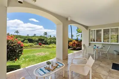Image de Palms at Wailea 1203 Offers The Perfect Location in Wailea!